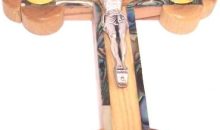 Holy Land Market Thick Grade A Olive Wood 14 Stations Crucifix with Samples and Mother of Pearls Decoration (18 cm or 7 inches) Holy Land Market Thick Grade A Olive Wood 14 Stations Crucifix with Samples and Mother of Pearls Decoration (18 cm or 7 inches)